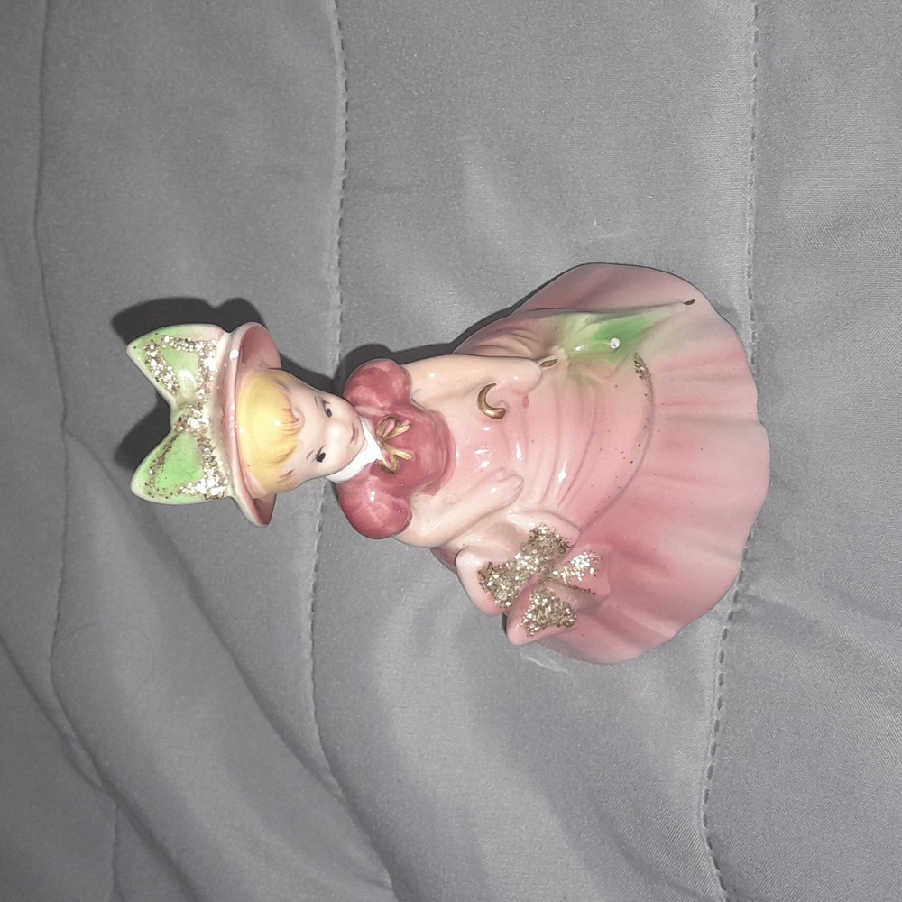 Perfume bottle